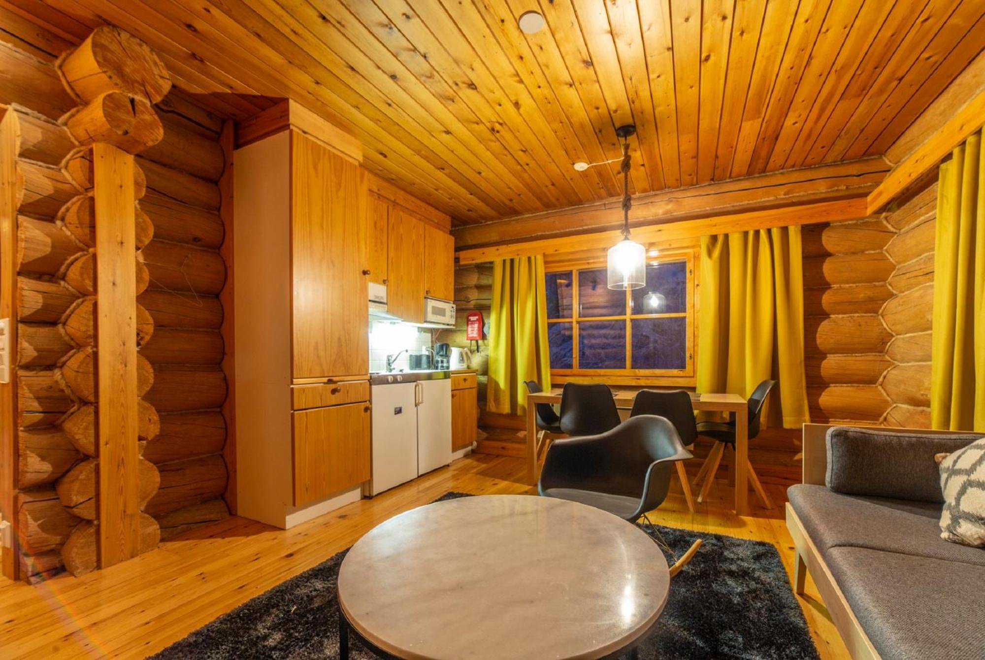 Kuukkeli Log Houses Aurora Resort Saariselkä Værelse billede